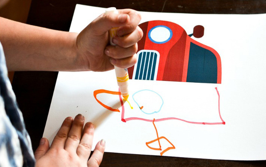 A child drawing a half drawing of a car with a marker